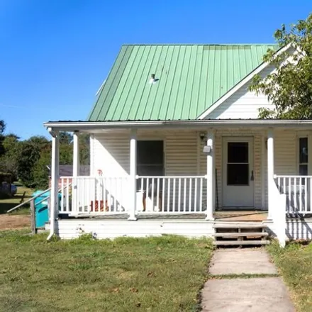 Buy this 4 bed house on Chaffin in Caruthersville, MO 63830