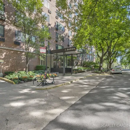 Buy this 1 bed house on 3100 North Lake Shore Drive in Chicago, IL 60657