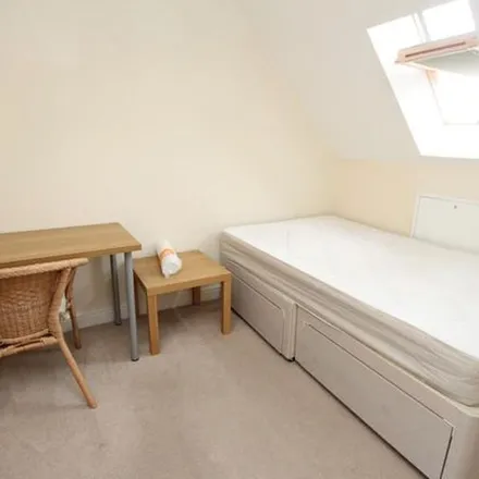 Rent this 6 bed apartment on 3 Wider Mead in Bristol, BS16 1GF