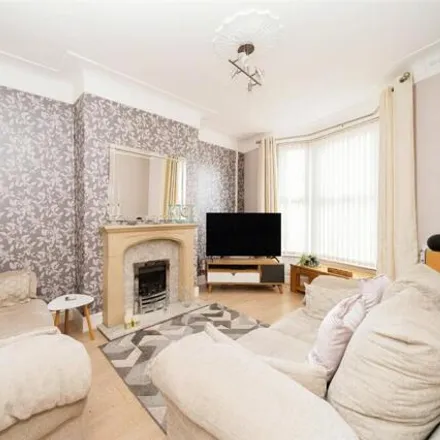 Image 3 - Romano Upholstery, Picton Road, Liverpool, L15 4LL, United Kingdom - Townhouse for sale