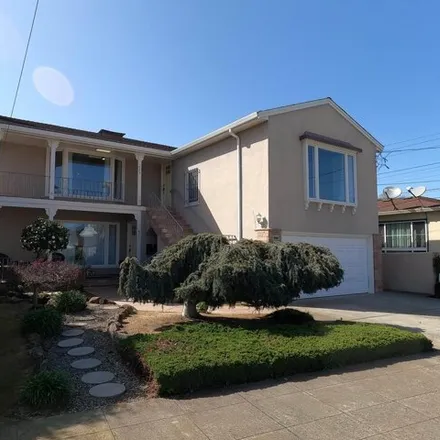 Rent this 2 bed house on 627;629 Lee Avenue in San Leandro, CA 94577