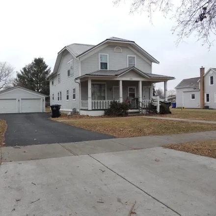 Buy this studio house on 346 South Emery Avenue in Peshtigo, Marinette County