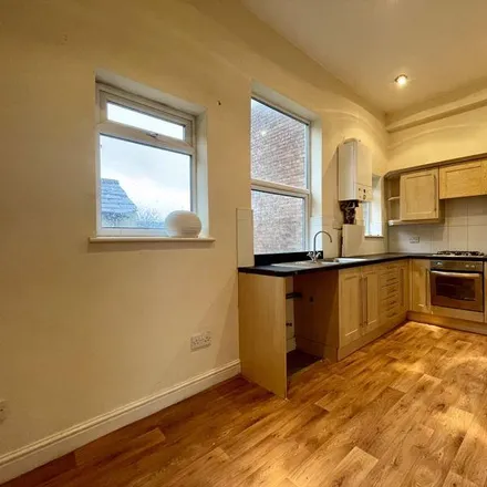 Rent this 2 bed apartment on Purrfect Crafting in 139 Elliott Street, Tyldesley