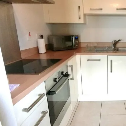 Image 2 - Lynton Court, Cardiff, CF10 5NF, United Kingdom - Apartment for rent