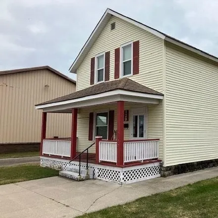 Image 2 - Hass Lumber, North 1st Street, Harbor Beach, Huron County, MI 48441, USA - House for sale