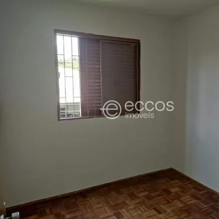 Buy this 3 bed apartment on Rua Paraíba in Marta Helena, Uberlândia - MG