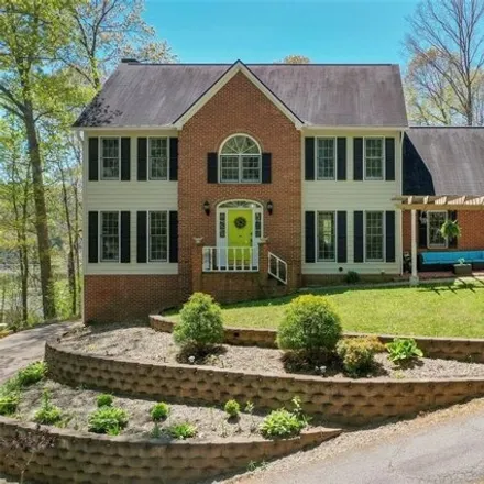 Buy this 5 bed house on 23 Tillman Road in Tuscola Park, Haywood County