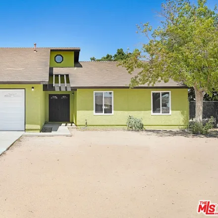 Buy this 3 bed house on 16949 Mountain View Avenue in Kern County, CA 93523