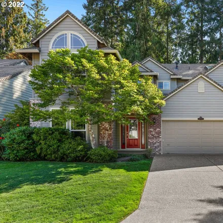 Buy this 4 bed house on 12716 Southwest 116th Avenue in Tigard, OR 97223