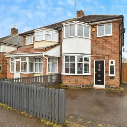 Buy this 3 bed duplex on Averil Road in Leicester, LE5 2DA