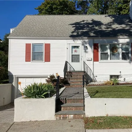 Buy this 2 bed house on 323 Sommerville Place in City of Yonkers, NY 10703