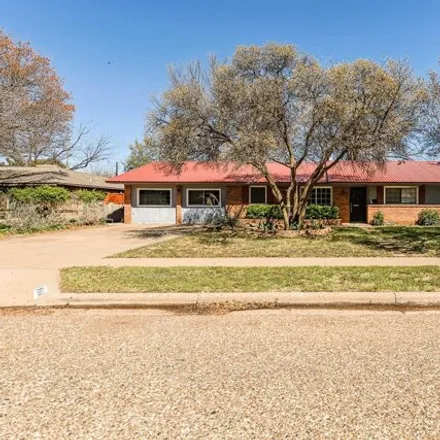 Buy this 5 bed house on 5404 43rd Street in Lubbock, TX 79414