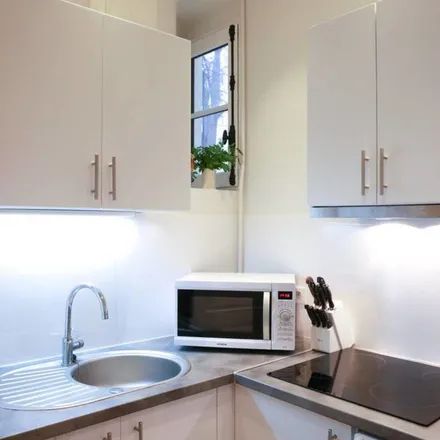 Rent this 3 bed apartment on 54 Rue du Ranelagh in 75016 Paris, France