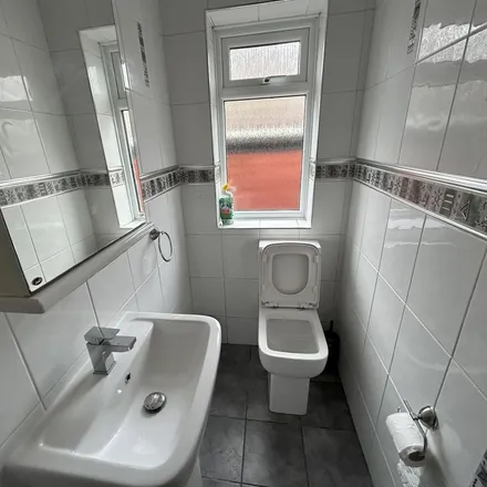 Image 7 - Gillity Avenue, Walsall, WS5 3PP, United Kingdom - House for rent