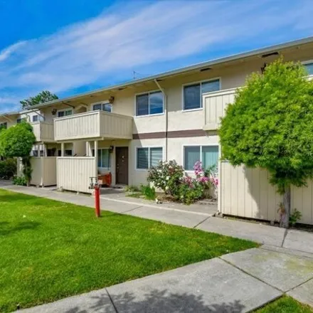 Rent this 38 bed apartment on 46728 Crawford Street in Fremont, CA 94539