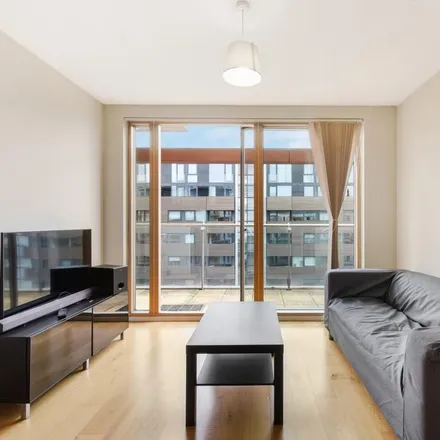 Rent this 2 bed apartment on O-Central in Iliffe Yard, London