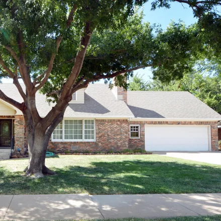 Buy this 4 bed house on Pampa High School in 111 East Harvester Avenue, Pampa