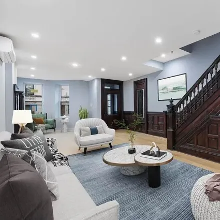 Rent this 7 bed townhouse on 401 West 147th Street in New York, NY 10031