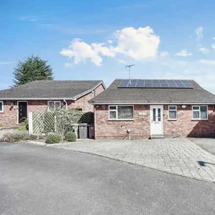 Image 3 - Meadow View, Clowne, S43 4LP, United Kingdom - House for sale