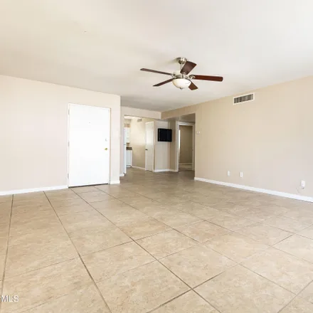 Image 4 - 998 East Osborn Road, Phoenix, AZ 85014, USA - Apartment for sale