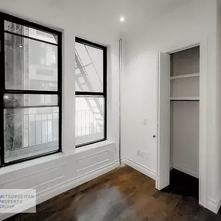 Rent this 4 bed apartment on Phipps Plaza South in 330 East 26th Street, New York