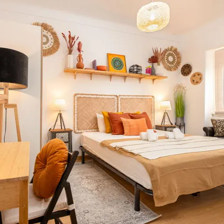 Rent this 2 bed apartment on Rua Dom Carlos de Mascarenhas 98 in 1070-221 Lisbon, Portugal
