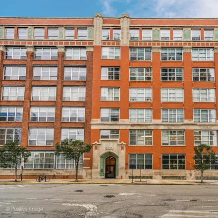 Buy this 1 bed loft on Chicago Fire Department Engine Company 5 in 324 South Desplaines Street, Chicago