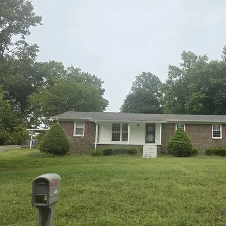 Rent this 3 bed house on 208 Caldwell Dr in Columbia, Tennessee