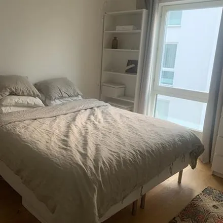 Rent this 3 bed apartment on Sivs gränd 9 in 11, 13