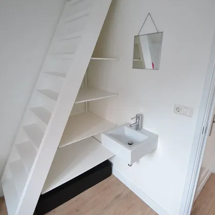 Rent this 4 bed apartment on Zuidstraat 96 in 2225 GZ Katwijk, Netherlands