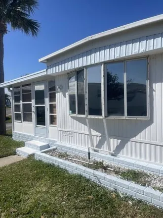 Buy this studio apartment on 442 Norwich Lane in Brevard County, FL 32951