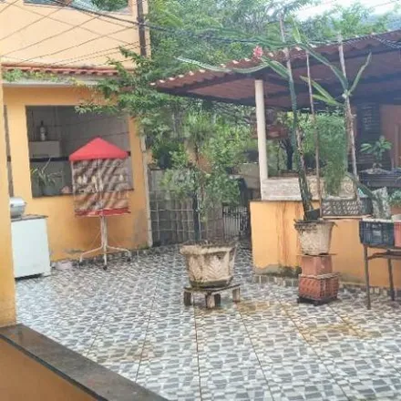 Buy this 3 bed house on Caminho do Velsos in Senador Vasconcelos, Rio de Janeiro - RJ