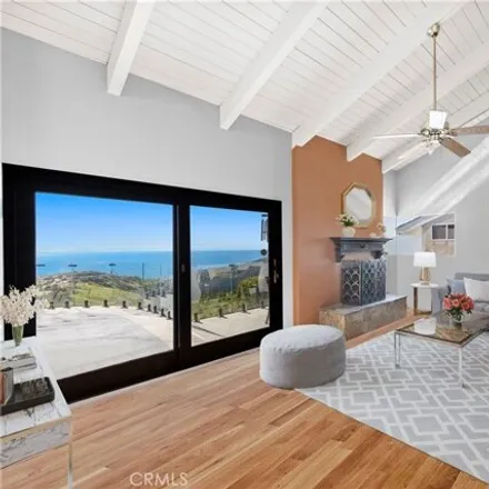 Image 9 - 3253 Alta Laguna Boulevard, Top of the World, Laguna Beach, CA 92651, USA - House for rent