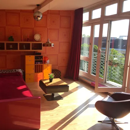 Rent this 2 bed apartment on Lehmweg 49 in 20251 Hamburg, Germany