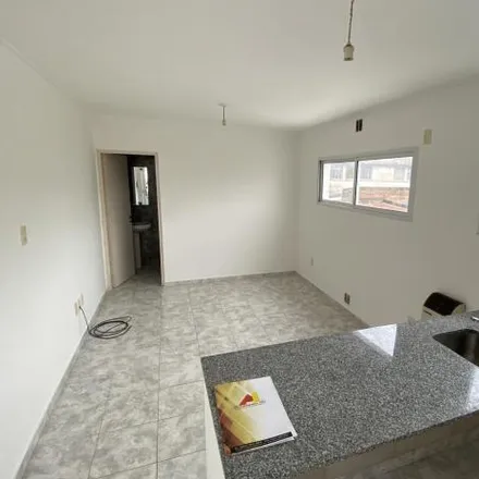 Rent this studio apartment on Lavalle 5349 in San Roque, Santa Fe