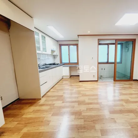 Image 2 - 서울특별시 서초구 양재동 4-6 - Apartment for rent
