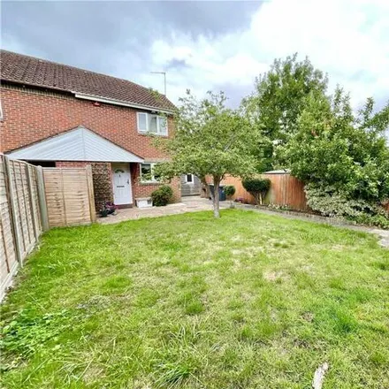 Buy this 2 bed house on unnamed road in Waterlooville, PO7 7AQ