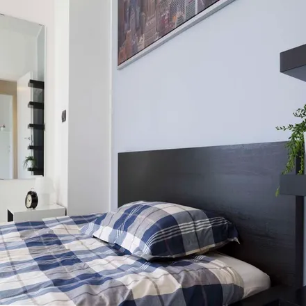 Rent this 5 bed room on Sef Car in Via Giuseppe Arimondi, 1