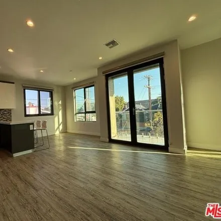 Rent this 3 bed townhouse on 1609 North Normandie Avenue in Los Angeles, CA 90027