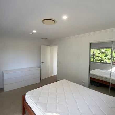 Image 2 - Dolphin Avenue, Mermaid Beach QLD 4218, Australia - Apartment for rent