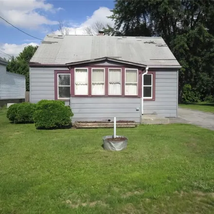 Buy this 2 bed house on 624 Plymouth Avenue in Hinsdale, City of Syracuse
