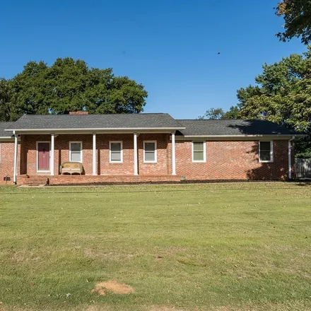 Buy this 3 bed house on 516 Oak Grove Road in Spartanburg County, SC 29301