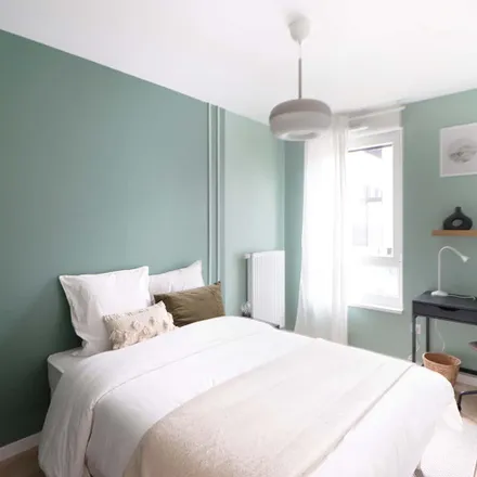 Rent this 4 bed room on 1 Rue Hélène Schweitzer in 67300 Schiltigheim, France