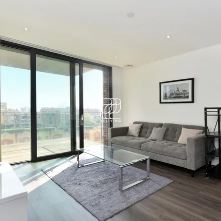 Image 4 - Meranti House, Goodman's Stile, London, E1 8QG, United Kingdom - Apartment for rent