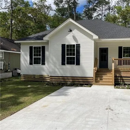 Rent this 3 bed house on 57409 Cedar Ave in Slidell, Louisiana
