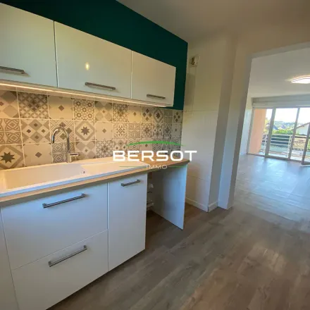 Rent this 3 bed apartment on 28 Rue de Besançon in 39100 Dole, France