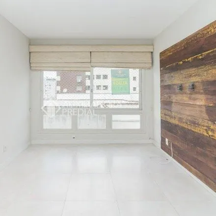 Rent this 2 bed apartment on Cervejaria Rasen Bier in Rua Vicente da Fontoura 2827, Rio Branco