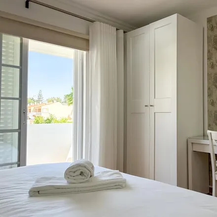 Rent this 2 bed house on 8125-001 Distrito de Évora
