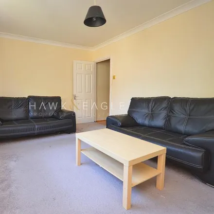 Rent this 1 bed apartment on John McDonald House in Glengall Grove, Cubitt Town