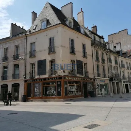 Image 1 - 5 Place de la République, 21000 Dijon, France - Apartment for rent